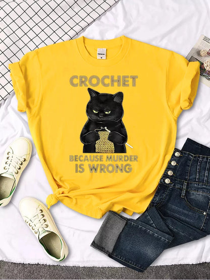 "Crochet Because Murder Is Wrong"Black Cat T-shirt