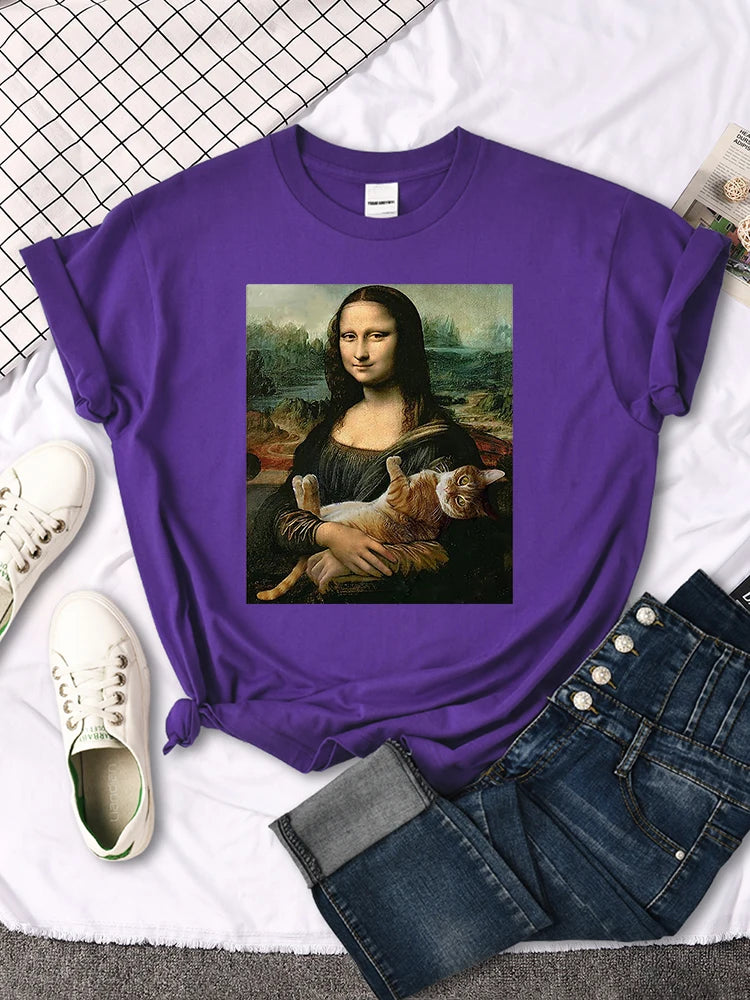 Mona Lisa Cat T-shirt