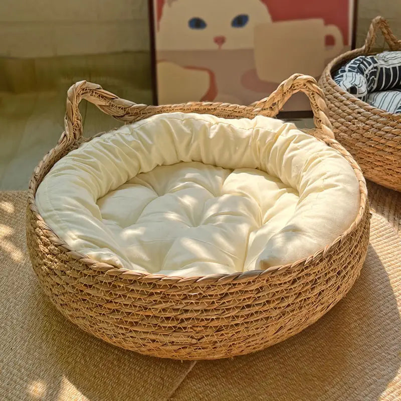 Weaved Basket Cat Bed