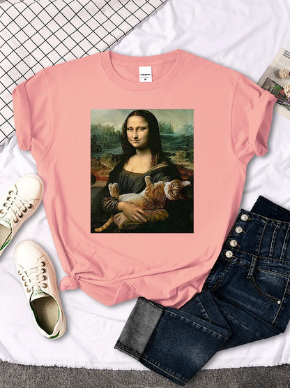 Mona Lisa Cat T-shirt