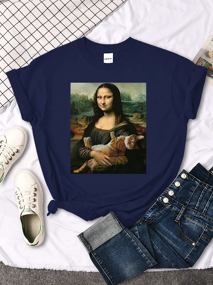 Mona Lisa Cat T-shirt