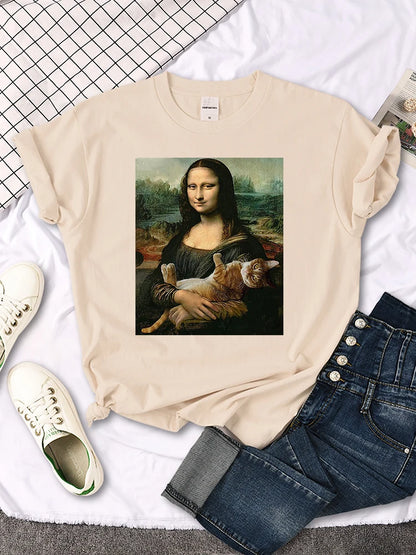 Mona Lisa Cat T-shirt